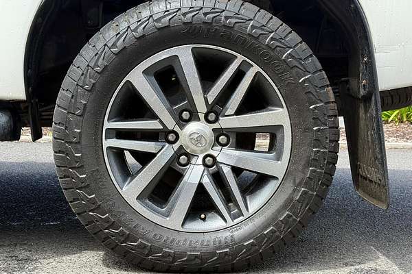 2018 Toyota Hilux SR5 GUN126R 4X4