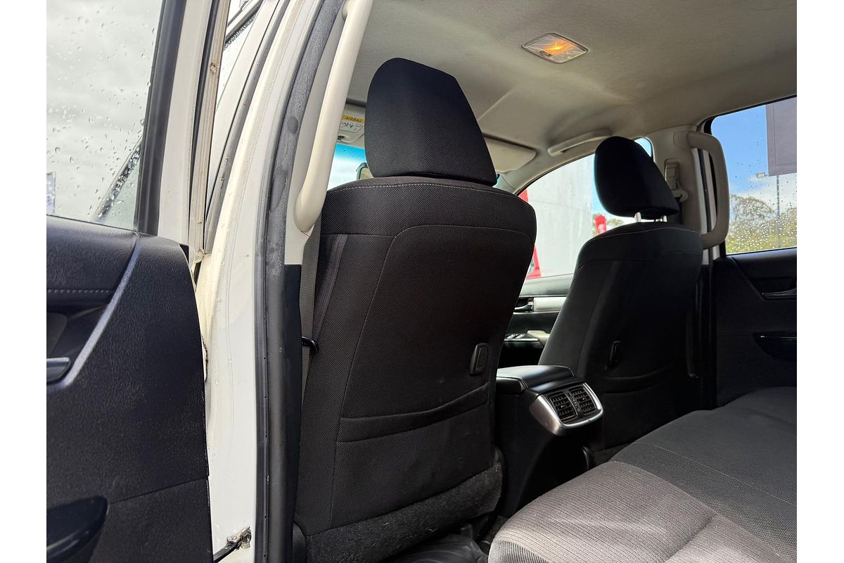 2018 Toyota Hilux SR5 GUN126R 4X4