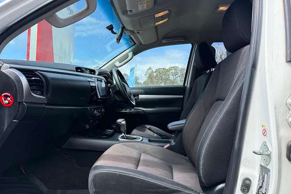 2018 Toyota Hilux SR5 GUN126R 4X4