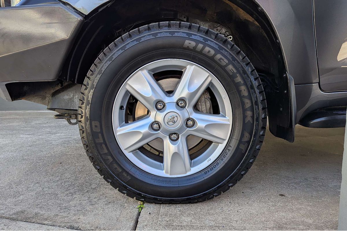 2010 Toyota Landcruiser VX VDJ200R