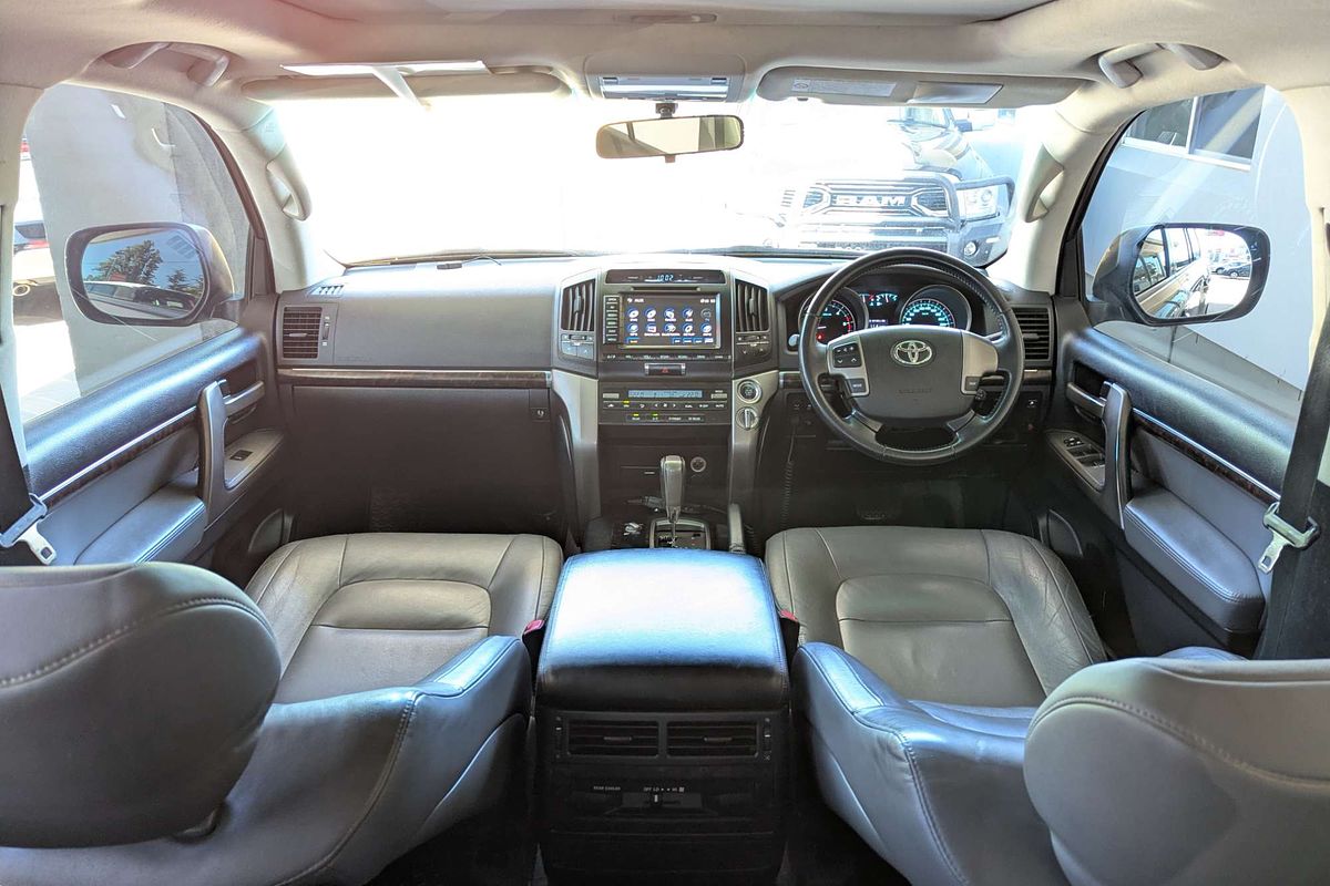 2010 Toyota Landcruiser VX VDJ200R