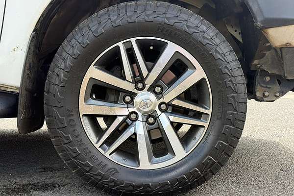 2018 Toyota Hilux SR5 GUN126R 4X4