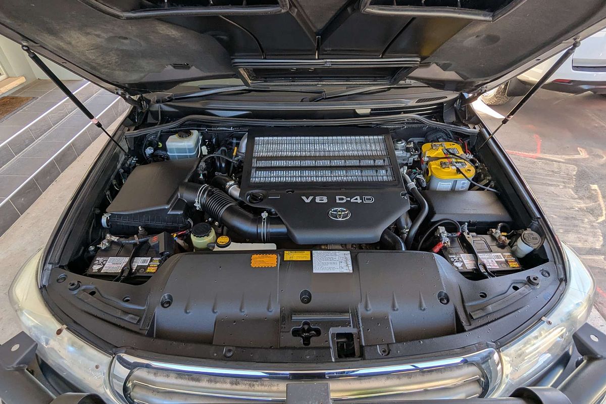 2010 Toyota Landcruiser VX VDJ200R