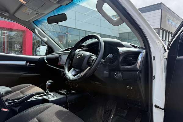 2018 Toyota Hilux SR5 GUN126R 4X4