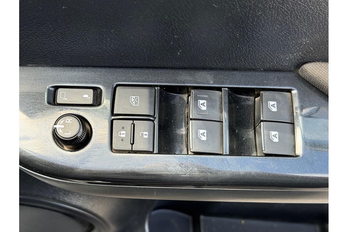 2018 Toyota Hilux SR5 GUN126R 4X4