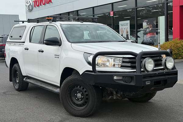 2017 Toyota Hilux SR GUN126R 4X4