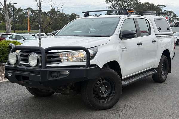 2017 Toyota Hilux SR GUN126R 4X4