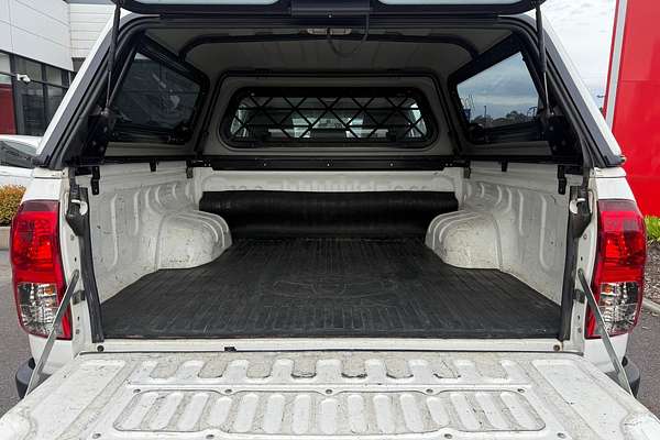 2017 Toyota Hilux SR GUN126R 4X4