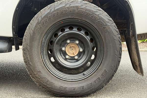 2017 Toyota Hilux SR GUN126R 4X4