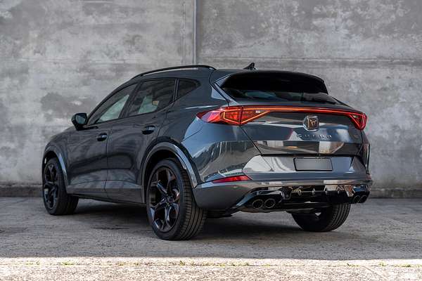 2024 CUPRA Formentor VZx KM