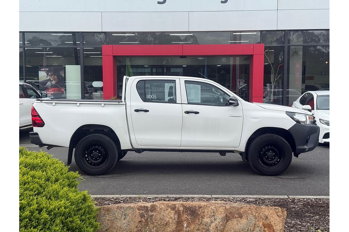 2016 Toyota Hilux Workmate GUN125R 4X4