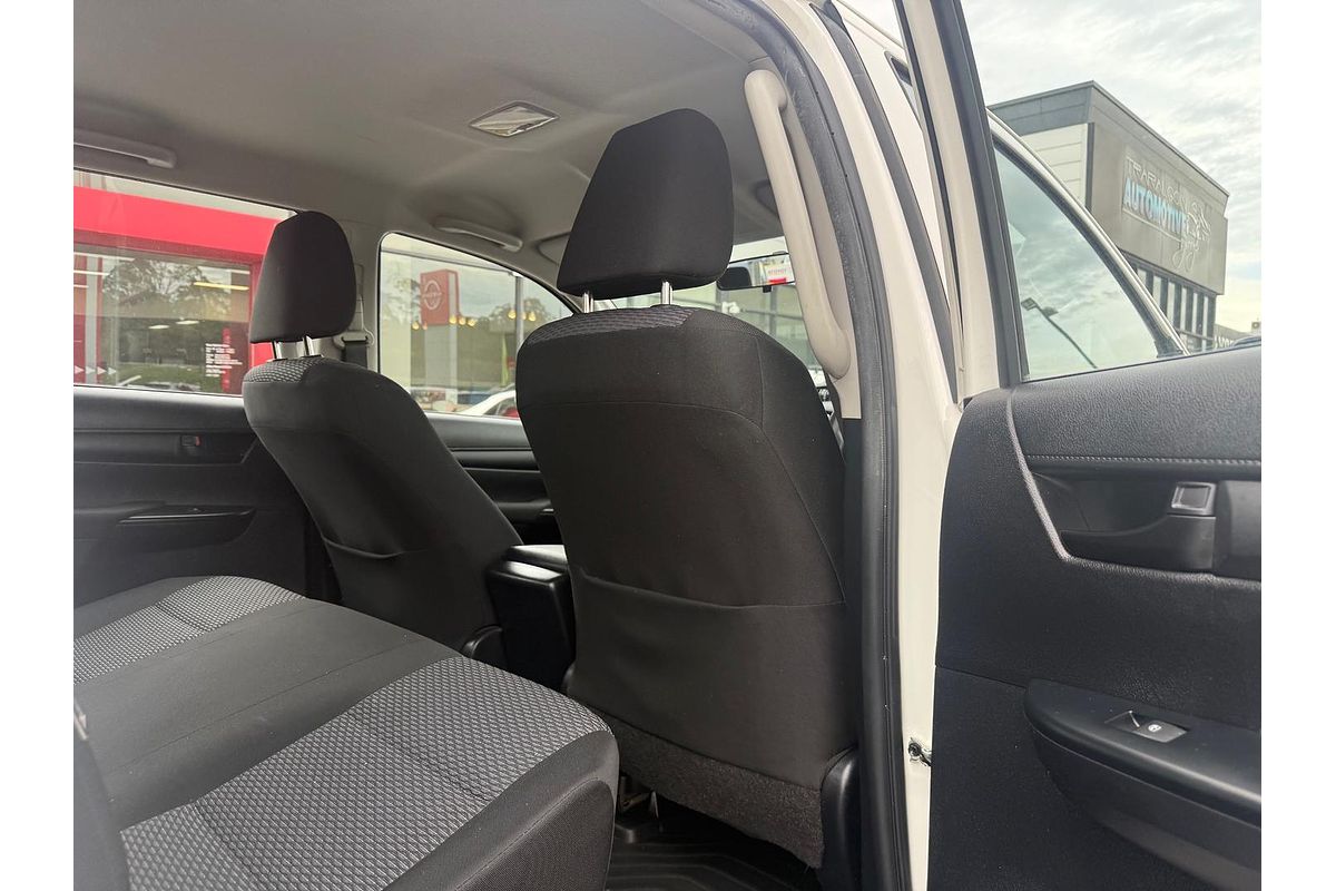 2016 Toyota Hilux Workmate GUN125R 4X4