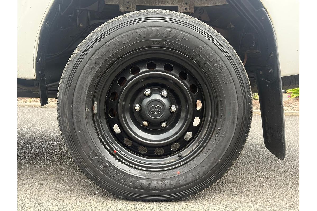 2016 Toyota Hilux Workmate GUN125R 4X4