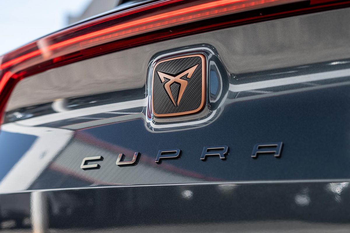 2024 CUPRA Formentor VZx KM