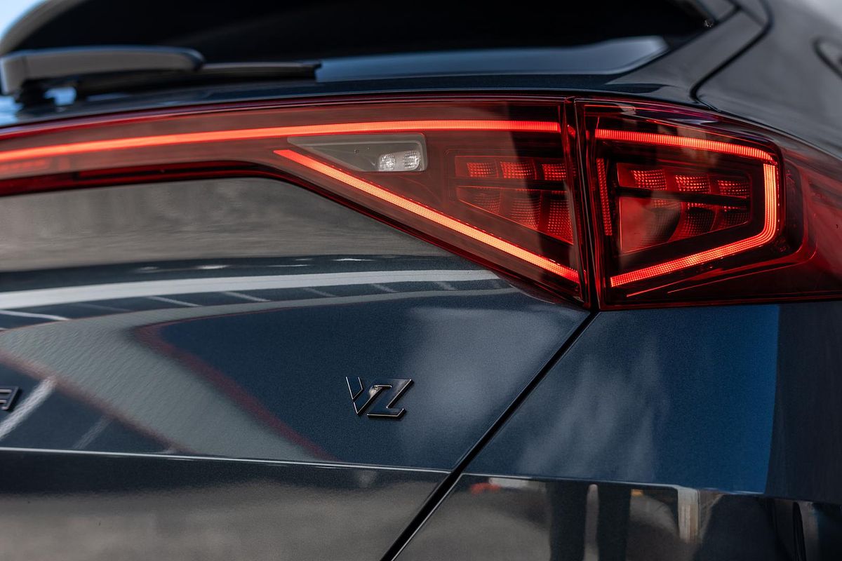 2024 CUPRA Formentor VZx KM