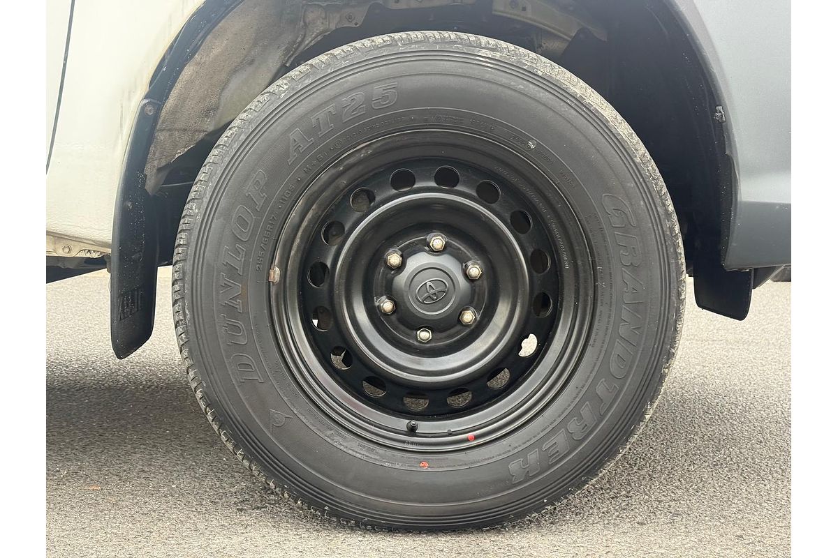 2016 Toyota Hilux Workmate GUN125R 4X4