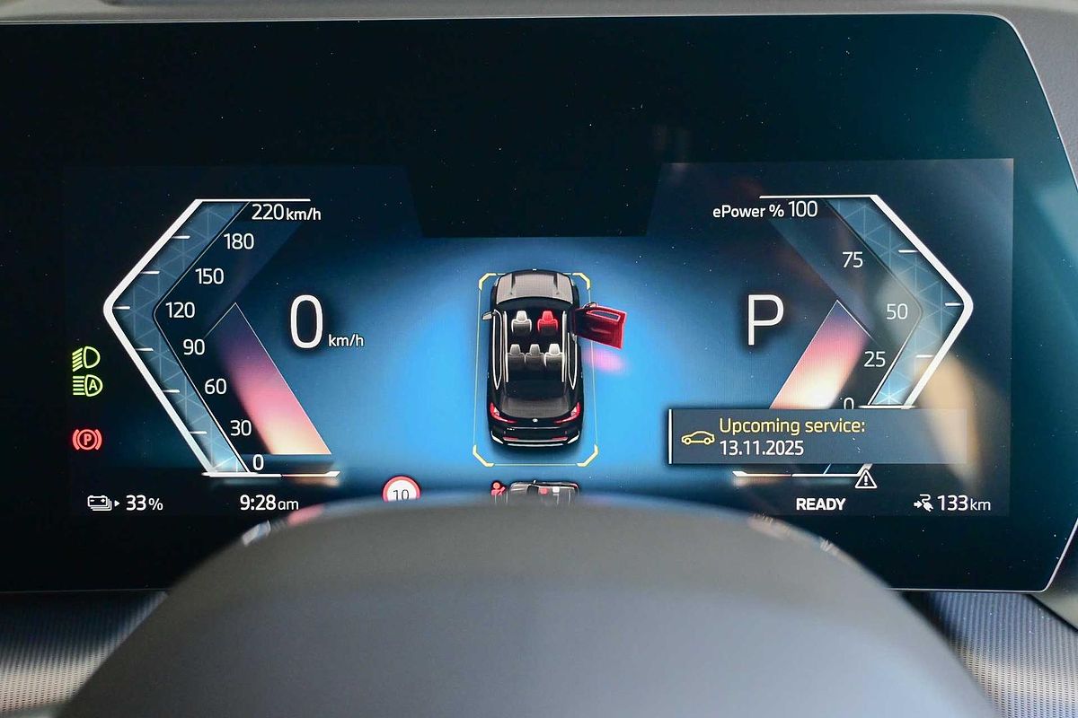 2024 BMW iX1 eDrive20 xLine U11