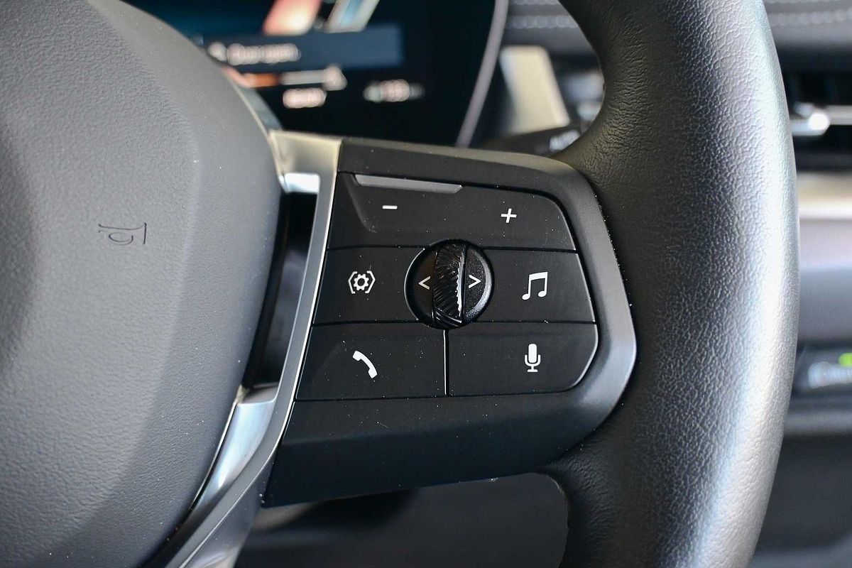 2024 BMW iX1 eDrive20 xLine U11