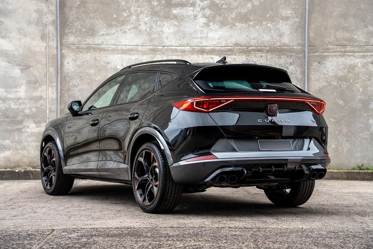 2024 CUPRA Formentor VZx KM