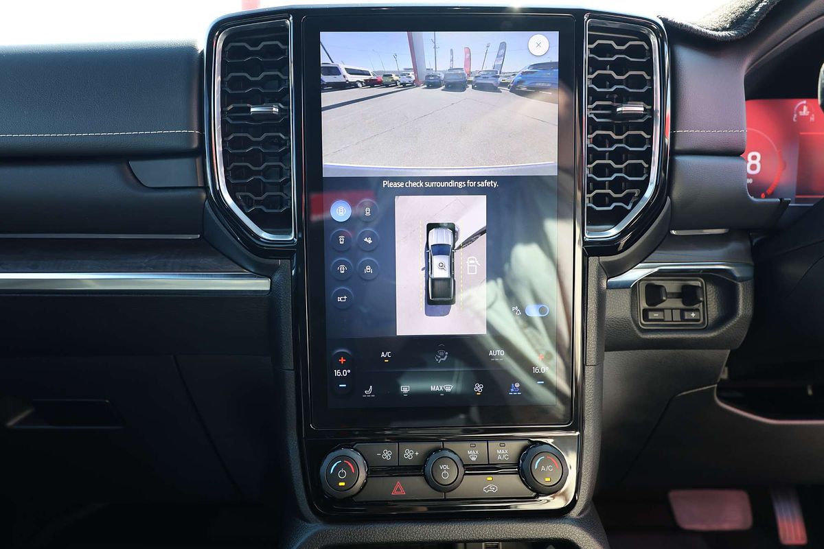 2025 Ford Ranger Platinum 4X4 3.0L