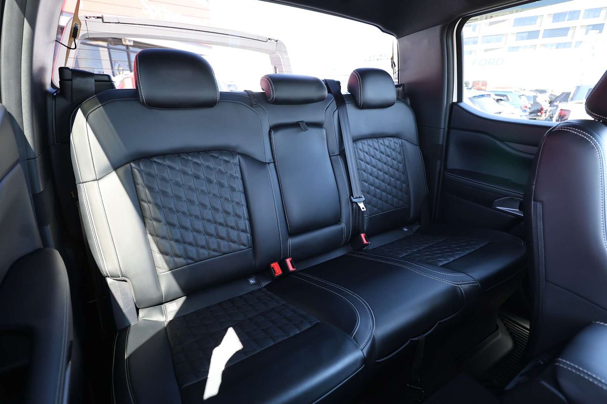 2025 Ford Ranger Platinum 4X4 3.0L