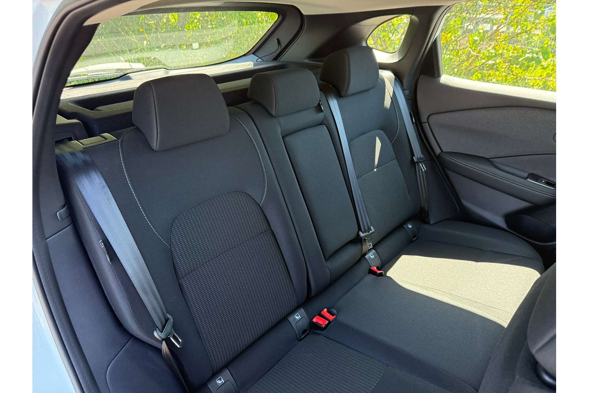 2025 Nissan QASHQAI ST J12