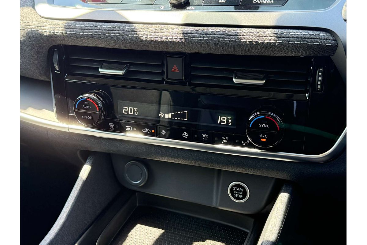 2025 Nissan QASHQAI ST J12