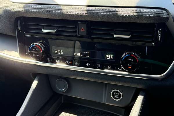 2025 Nissan QASHQAI ST J12