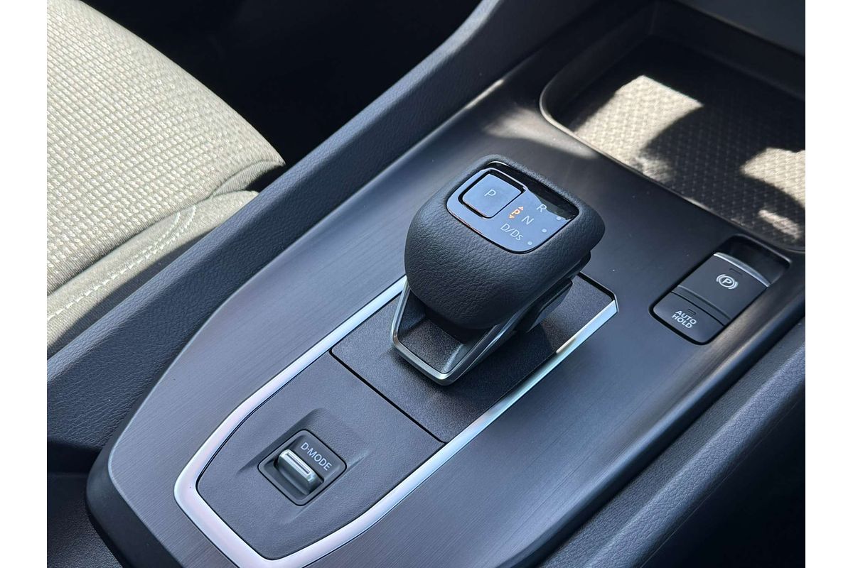 2025 Nissan QASHQAI ST J12