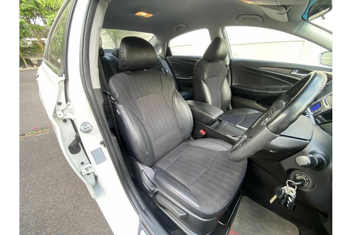 2011 Hyundai i45 Active YF