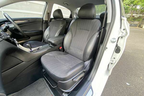 2011 Hyundai i45 Active YF
