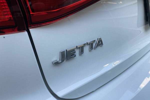 2016 Volkswagen Jetta 155TSI Highline Sport 1B