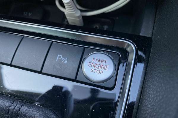 2016 Volkswagen Jetta 155TSI Highline Sport 1B
