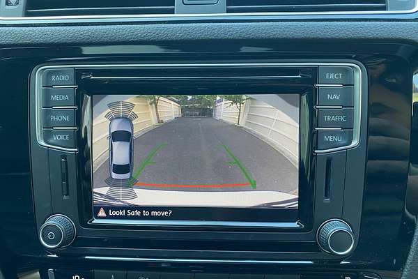 2016 Volkswagen Jetta 155TSI Highline Sport 1B