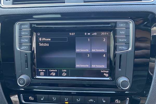 2016 Volkswagen Jetta 155TSI Highline Sport 1B