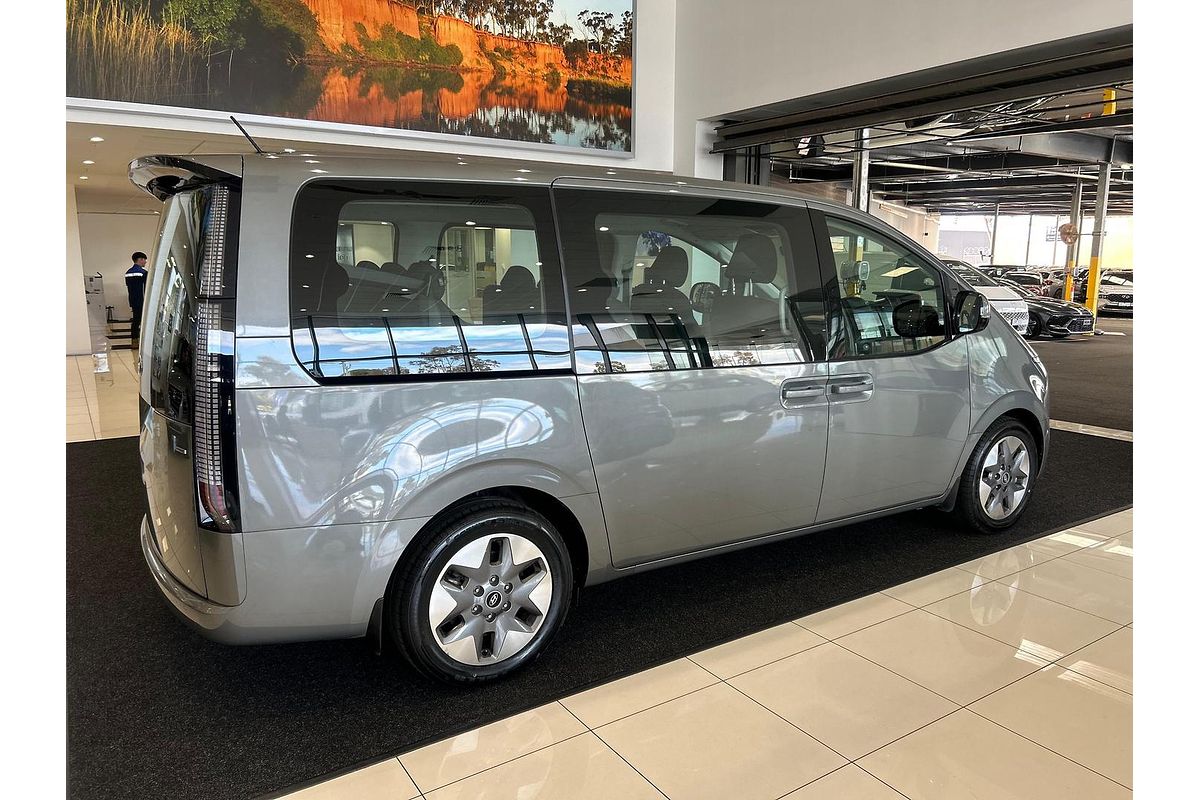 2022 Hyundai STARIA US4.V1