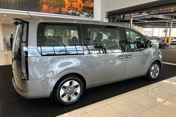2022 Hyundai STARIA US4.V1