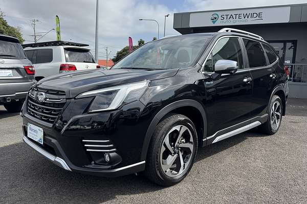 2024 Subaru Forester Hybrid S S5