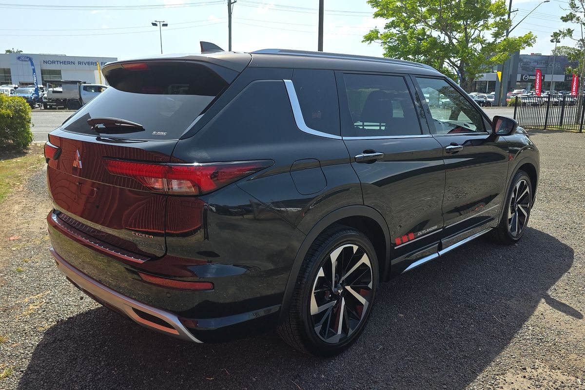 2023 Mitsubishi Outlander Exceed Tourer ZM