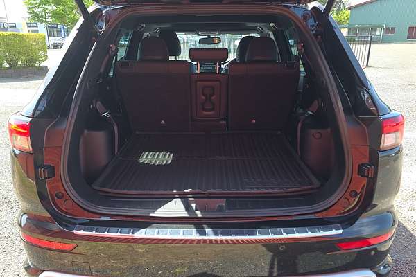 2023 Mitsubishi Outlander Exceed Tourer ZM