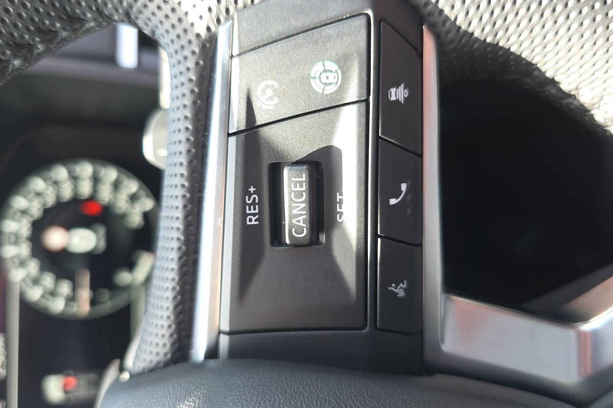 2023 Mitsubishi Outlander Exceed Tourer ZM