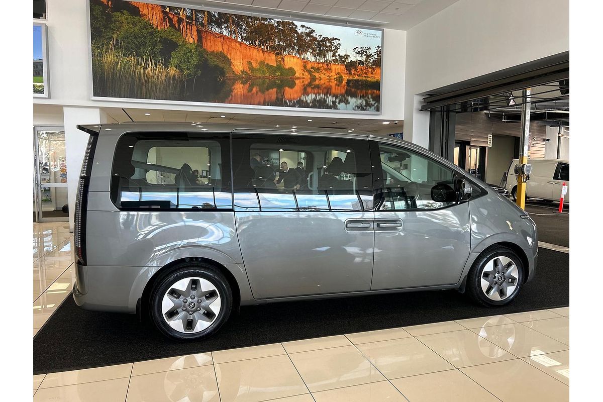 2022 Hyundai STARIA US4.V1