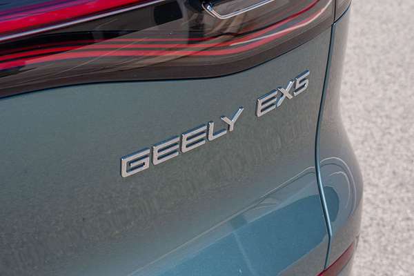2025 Geely EX5 Inspire E245