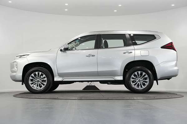 2022 Mitsubishi Pajero Sport GLX QF