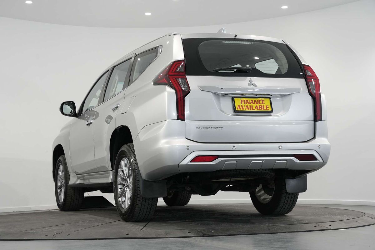 2022 Mitsubishi Pajero Sport GLX QF