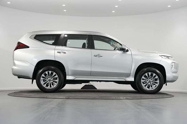 2022 Mitsubishi Pajero Sport GLX QF