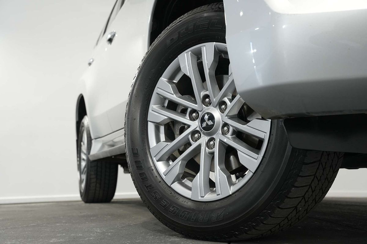 2022 Mitsubishi Pajero Sport GLX QF