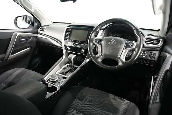 2022 Mitsubishi Pajero Sport GLX QF