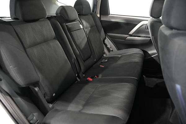 2022 Mitsubishi Pajero Sport GLX QF