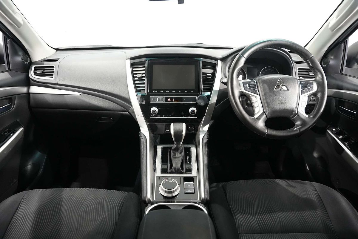 2022 Mitsubishi Pajero Sport GLX QF